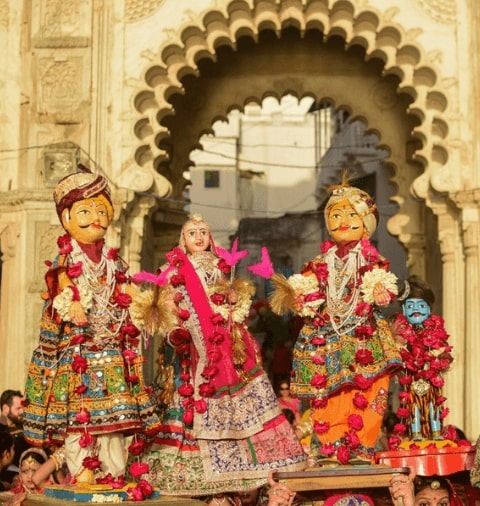 Gangaur Gauri Idol indian Folk Art - Etsy | Hindouisme, Decoration
